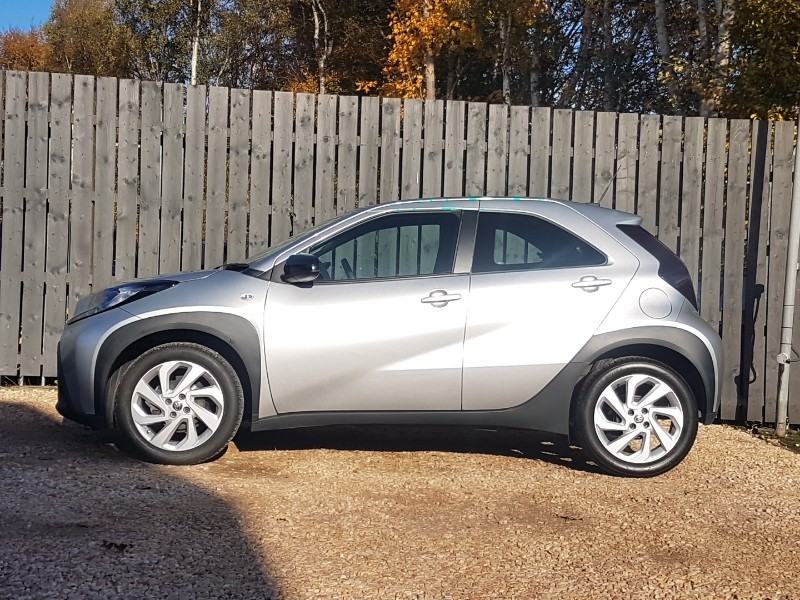 Used Toyota Aygo X 2023 for sale - 76383495: Photo 4