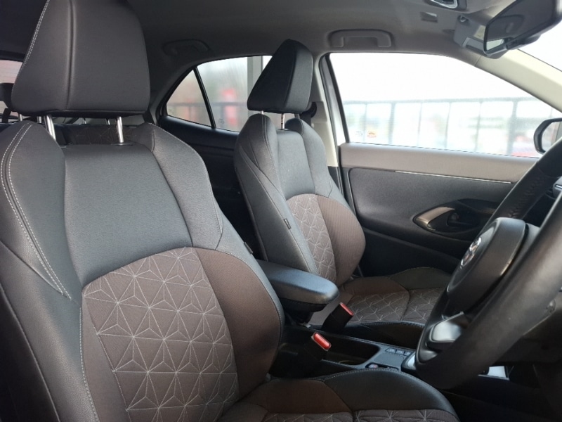 Used Toyota Yaris Cross 2023 for sale - 77423939: Photo 5