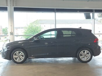 Used Volkswagen Golf 2023 for sale - 75909316: Photo
