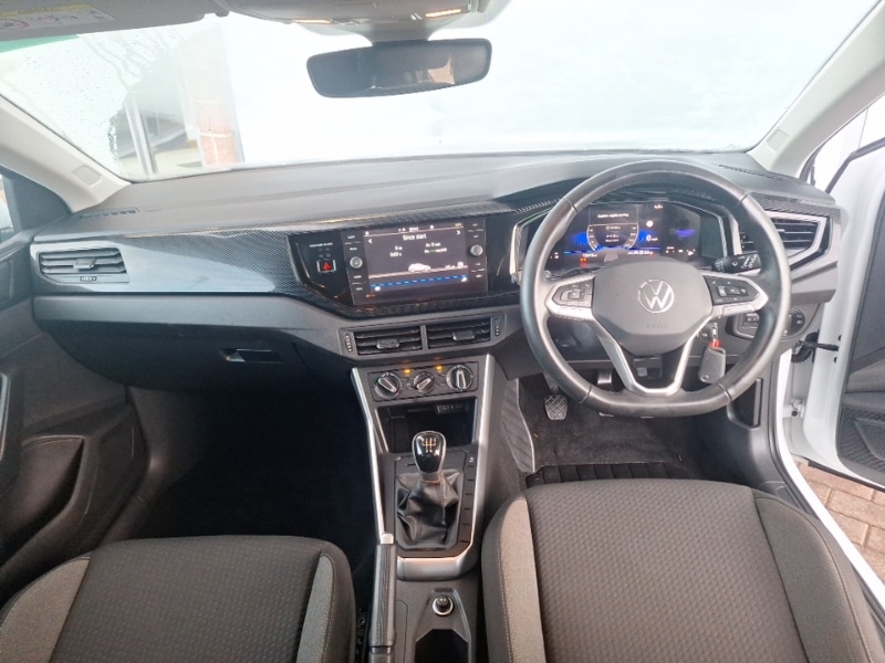 Used Volkswagen Polo 2024 for sale - 77015160: Photo 2