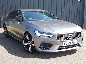 2019 - 2.0 T4 R DESIGN Plus 4dr Geartronic