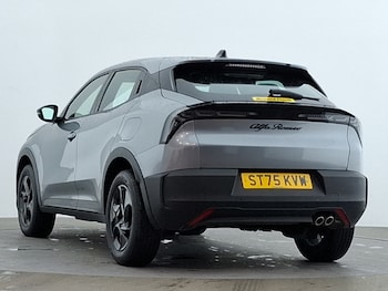 Used Alfa Romeo Junior 2025 for sale - 78032180: Photo