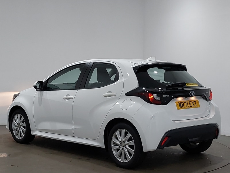 Used Toyota Yaris 2021 for sale - 76392793: Photo 3
