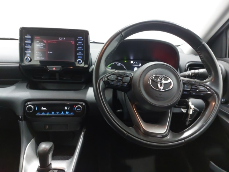 Used Toyota Yaris 2021 for sale - 76392793: Photo 7