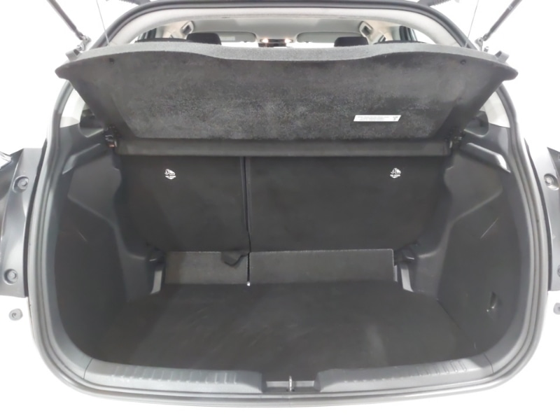 Used Toyota Yaris 2021 for sale - 76392793: Photo 8