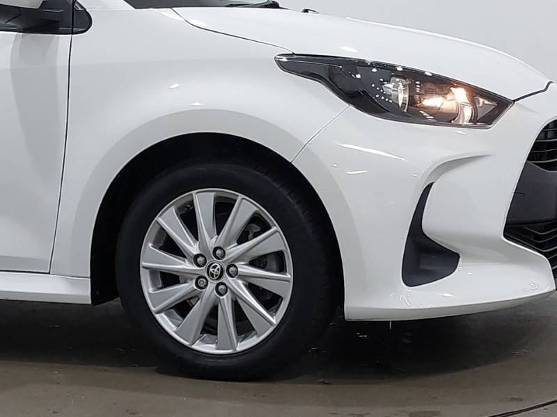 Used Toyota Yaris 2021 for sale - 76392793: Photo 9