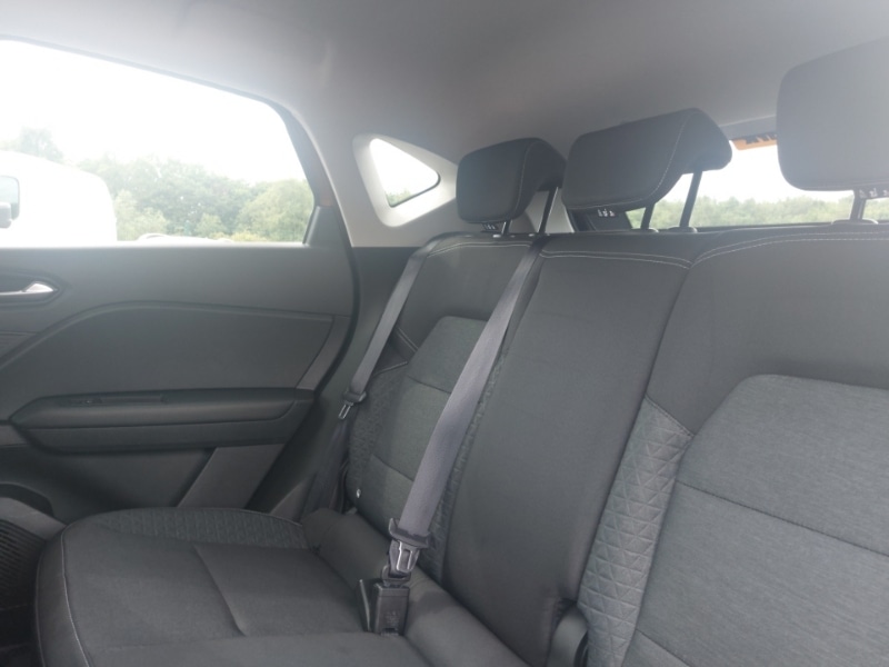 Used Renault Captur 2022 for sale - 77454312: Photo 6