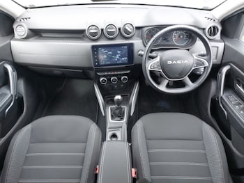 Used Dacia Duster 2023 for sale - 78253916: Photo