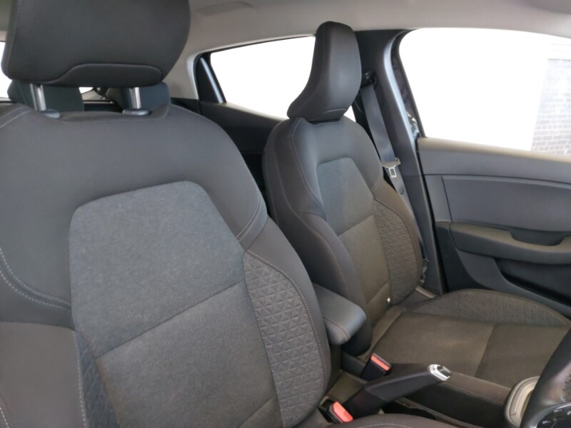 Used Renault Clio 2023 for sale - 78133127: Photo 12