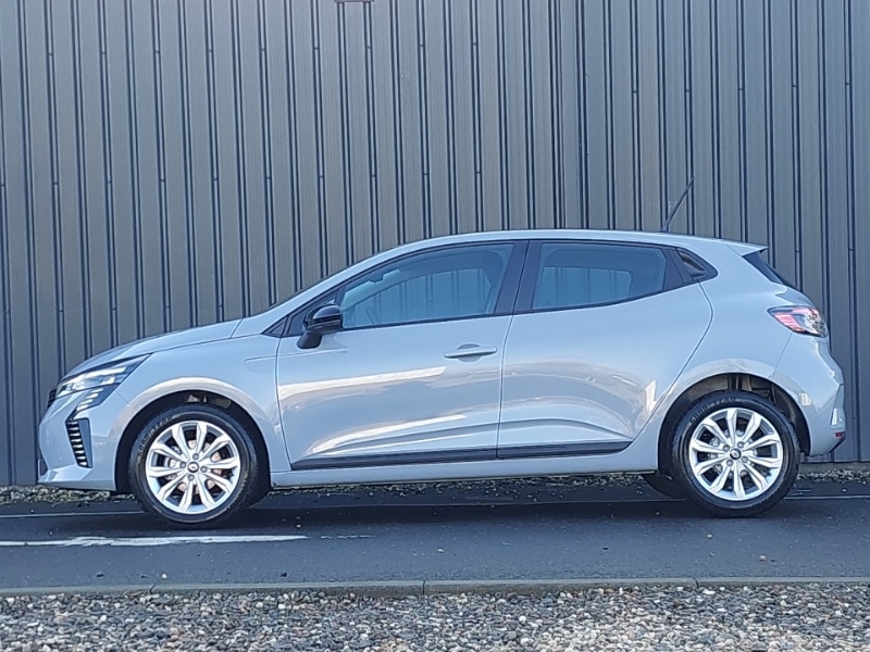 Used Renault Clio 2025 for sale - 77012700: Photo 4