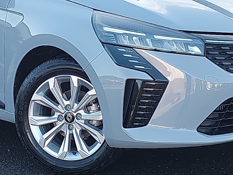 Used Renault Clio 2025 for sale - 77012700: Photo 9