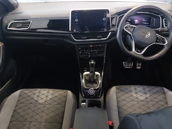 Used Volkswagen T-Roc 2023 for sale - 77876644: Photo