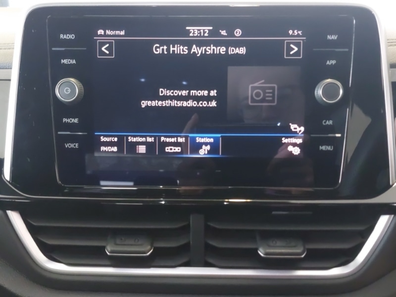 Used Volkswagen T-Roc 2023 for sale - 77876644: Photo 8