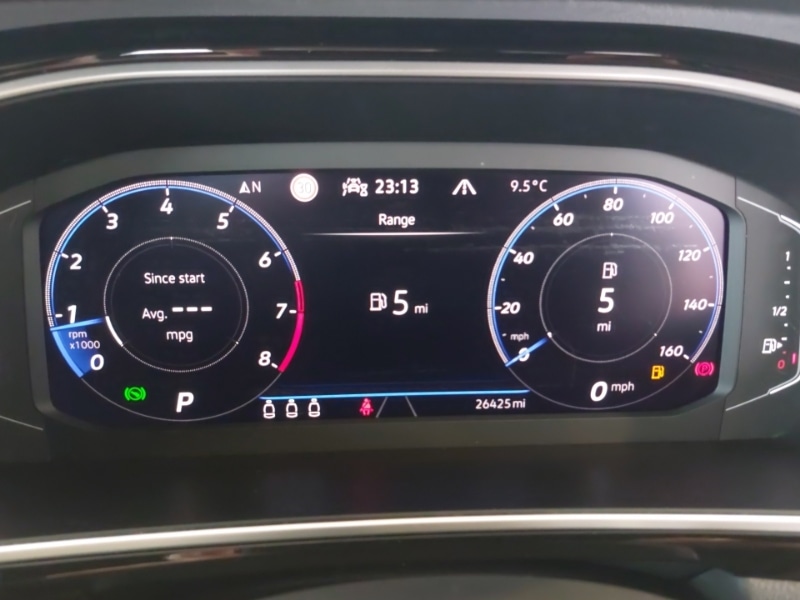 Used Volkswagen T-Roc 2023 for sale - 77876644: Photo 9