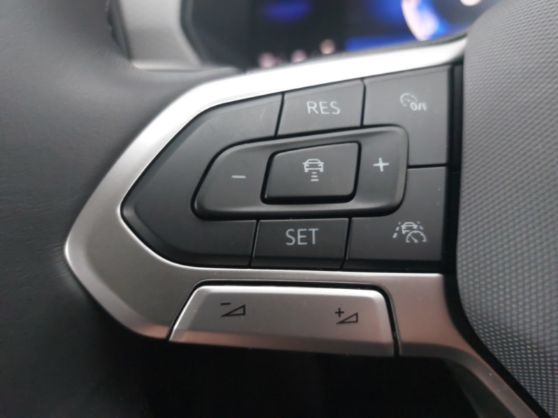 Used Volkswagen T-Cross 2025 for sale - 77995646: Photo 12