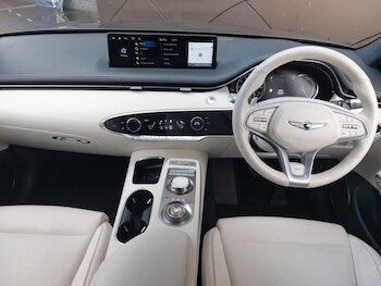 Used Genesis GV70 2023 for sale - 78439703: Photo