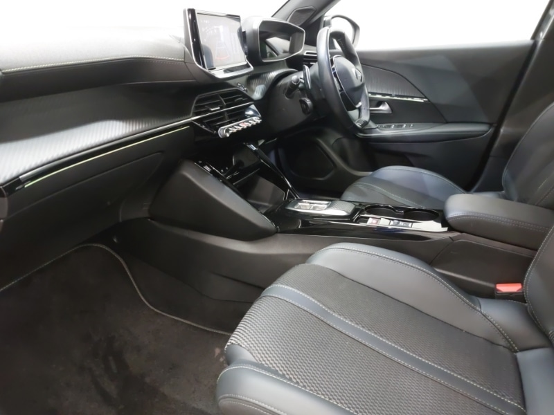 Used Peugeot 2008 2023 for sale - 76912293: Photo 5