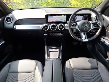 Used Mercedes-Benz GLB 2025 for sale - 79557457: Photo
