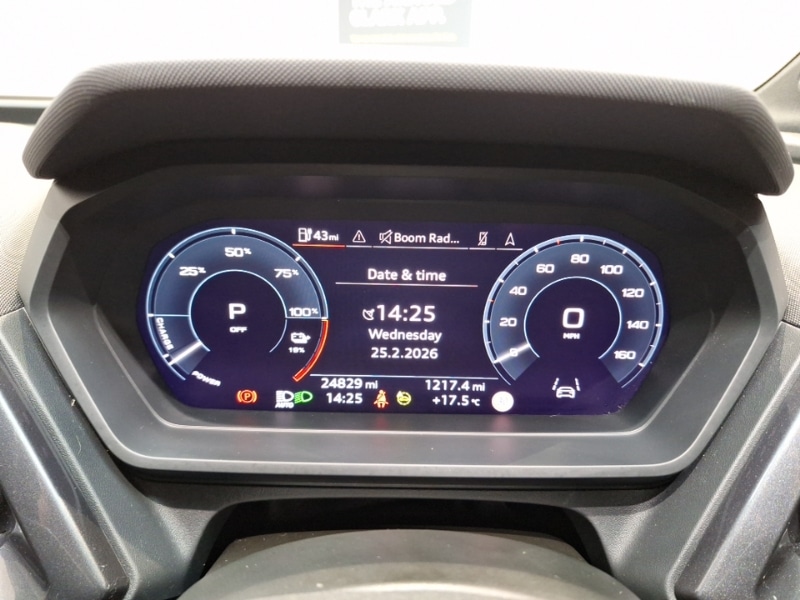 Used Audi Q4 e-tron 2024 for sale - 78137260: Photo 11