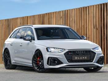 2023 - RS 4 TFSI Quattro Carbon Black 5dr Tiptronic