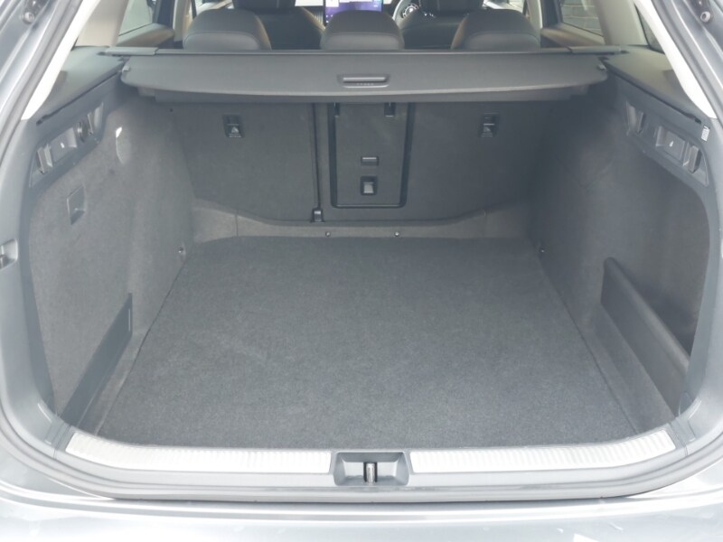 Used Skoda Superb 2024 for sale - 76721264: Photo 8