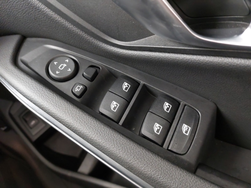 Used BMW 3 Series 2024 for sale - 76778980: Photo 12