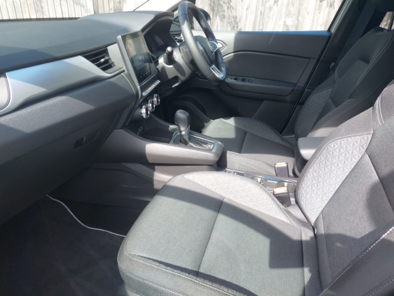 Used Renault Captur 2023 for sale - 76160156: Photo 5