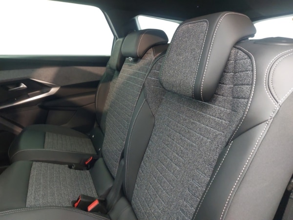 Used Peugeot 5008 2025 for sale - 76253986: Photo 6