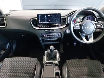Used Kia Ceed 2024 for sale - 79310294: Photo