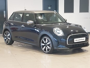 Used MINI Hatch 2022 for sale - 77955235: Photo