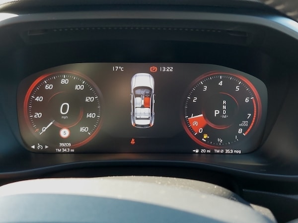 Used Volvo XC40 2019 for sale - 76325347: Photo 12