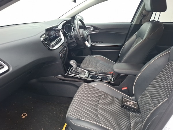 Used Kia Ceed 2024 for sale - 76229916: Photo 5