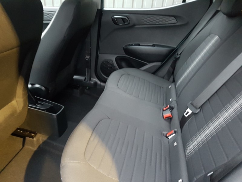 Used Hyundai i10 2023 for sale - 77522894: Photo 6