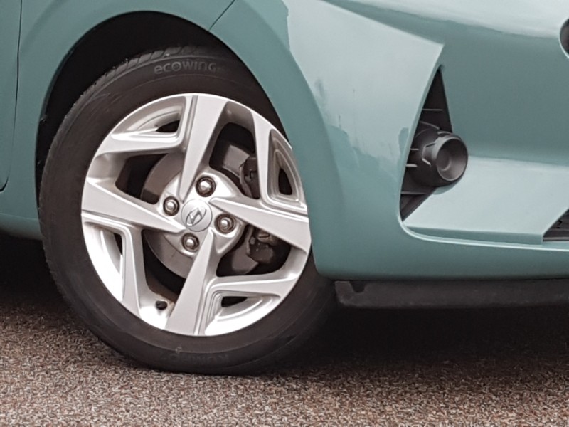 Used Hyundai i10 2023 for sale - 77522894: Photo 9