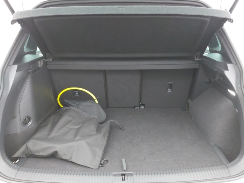 Used Volkswagen Tiguan 2023 for sale - 77500157: Photo 8