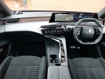 Used Peugeot 3008 2024 for sale - 77224208: Photo