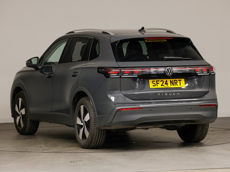 Used Volkswagen Tiguan 2024 for sale - 76978640: Photo 3