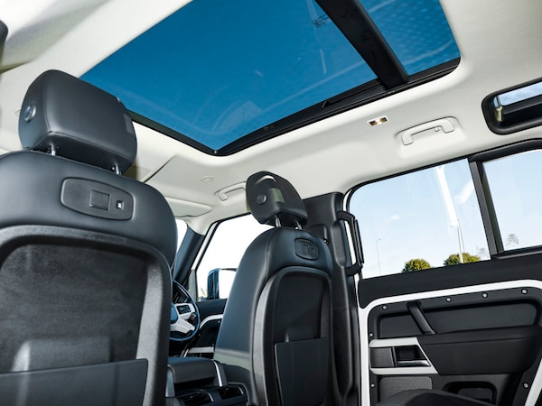 Used Land Rover Defender 2020 for sale - 76288777: Photo 10