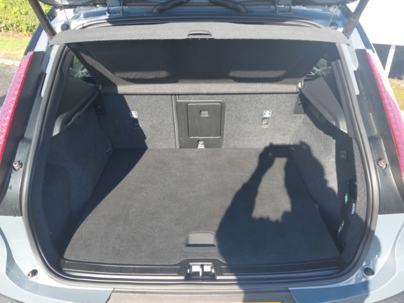 Used Volvo XC40 2021 for sale - 76456469: Photo 8