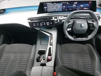 Used Peugeot 3008 2024 for sale - 77039501: Photo