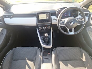 Used Renault Clio 2023 for sale - 75725272: Photo
