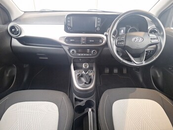 Used Hyundai i10 2021 for sale - 77325465: Photo