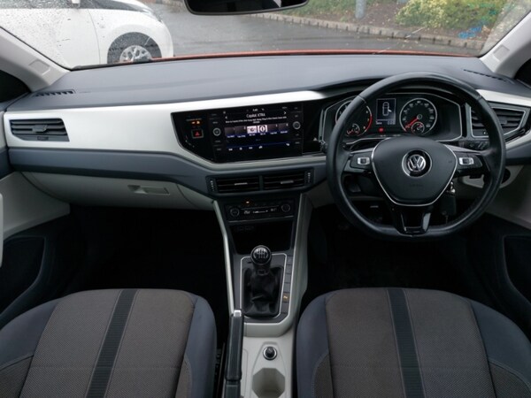 Used Volkswagen Polo 2020 for sale - 76220843: Photo 2