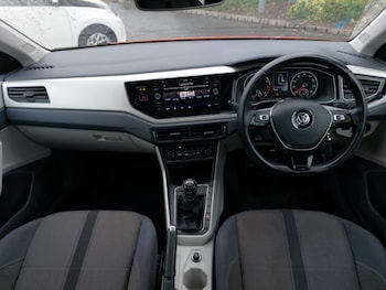 Used Volkswagen Polo 2020 for sale - 76220843: Photo 2
