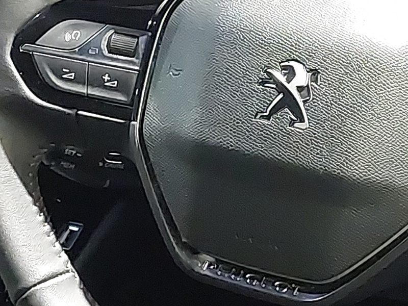 Used Peugeot 2008 2023 for sale - 77881999: Photo 11