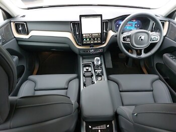 Used Volvo XC60 2025 for sale - 77817629: Photo