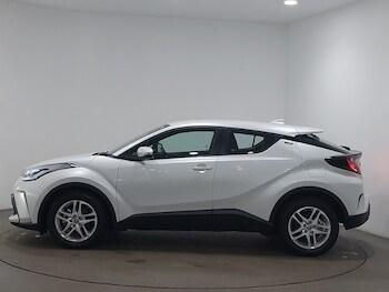 Used Toyota C-HR 2023 for sale - 78522331: Photo