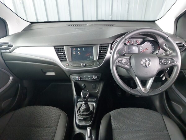 Used Vauxhall Crossland 2022 for sale - 76233163: Photo 2