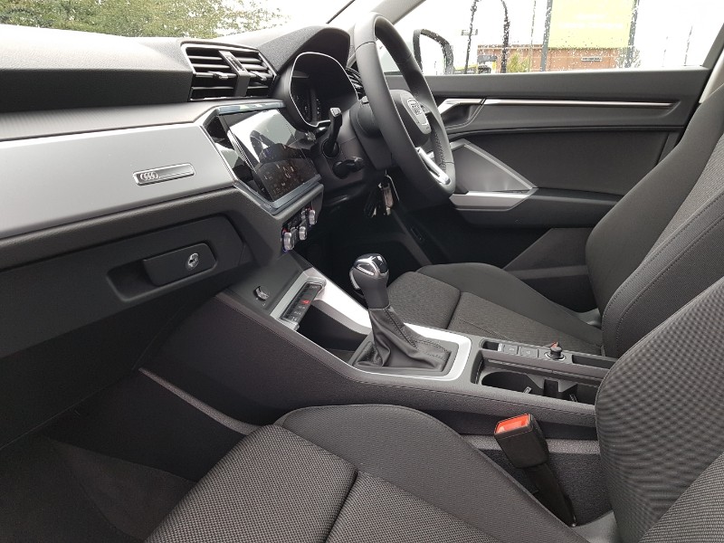 Used Audi Q3 2025 for sale - 76392595: Photo 5