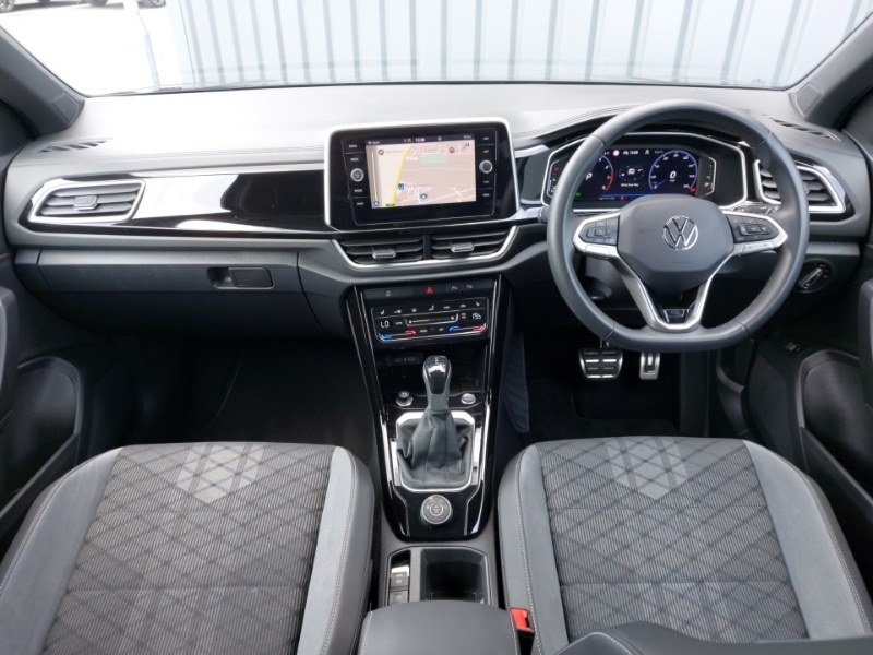 Used Volkswagen T-Roc 2024 for sale - 76103203: Photo 2